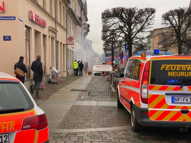 Großeinsatz in der Neuruppiner Innenstadt ...